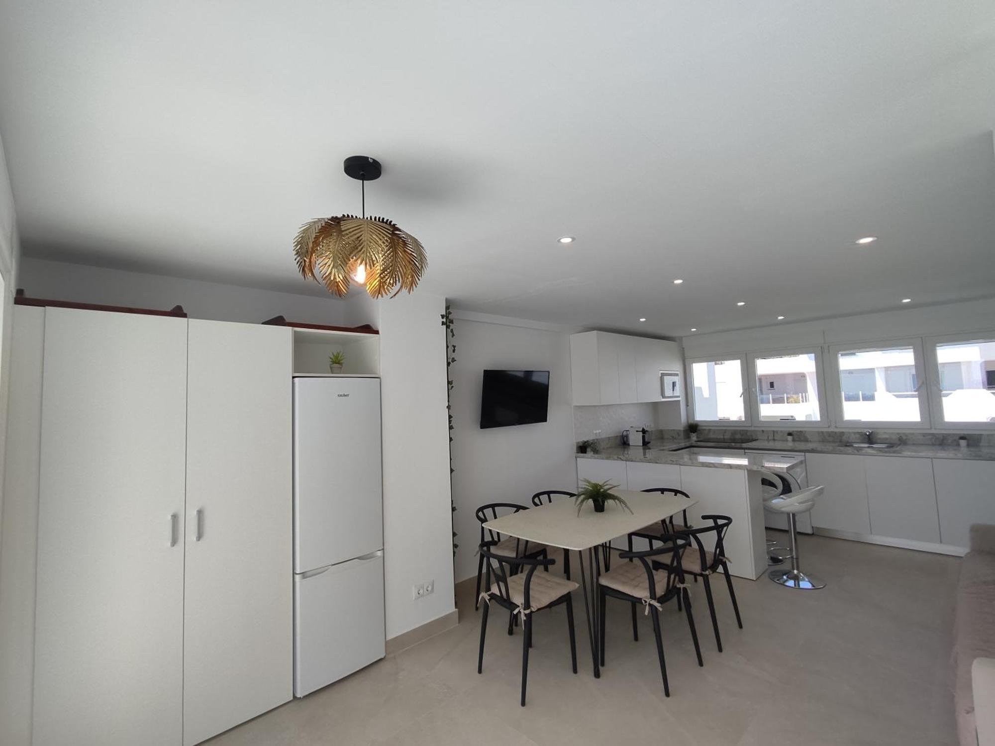Front Sea View Penthouse Apartment Estepona Exterior photo